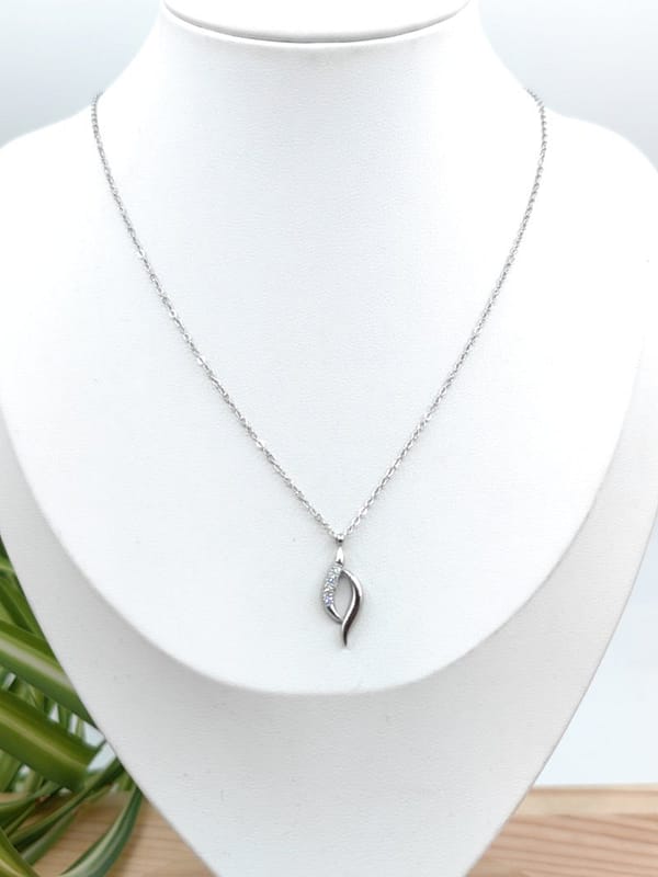collier-strass-sertir-en-acier-inoxydable_argent_66f0dff4391ff Collier femme acier inoxydable pendentif strass Tendresse
