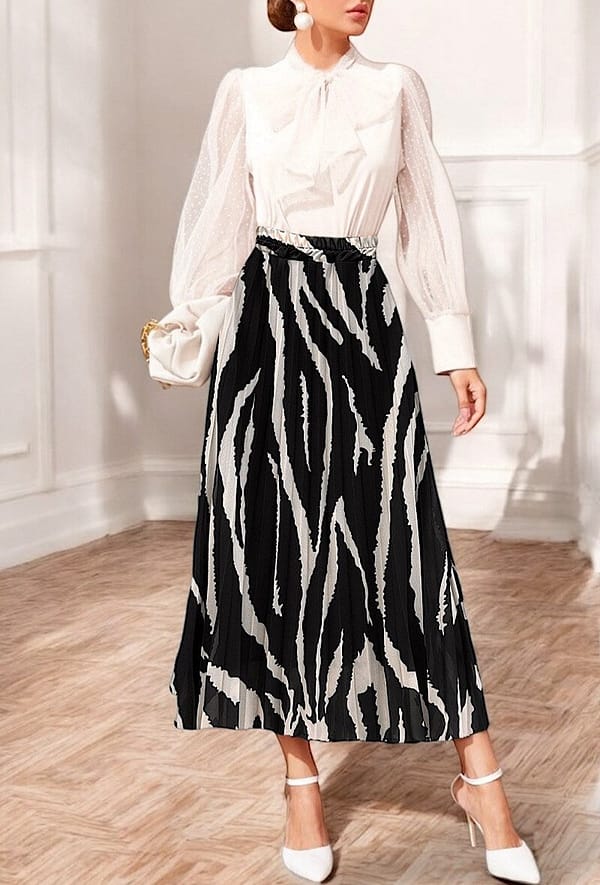 jupe plissée très fluide avec doublure en viscose noir jupe plissée zébrée fluide