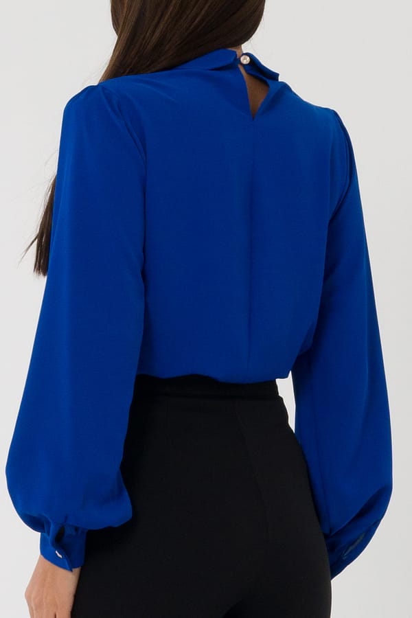 chemisier nuit de saphir 04 Blouse élégante bleue avec boutons strass